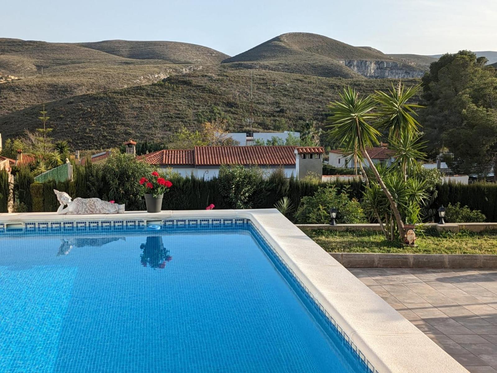 Villa Buen Estar, Piscina, Barbacoa, Jacuzzi En Valencia Turís Exterior foto