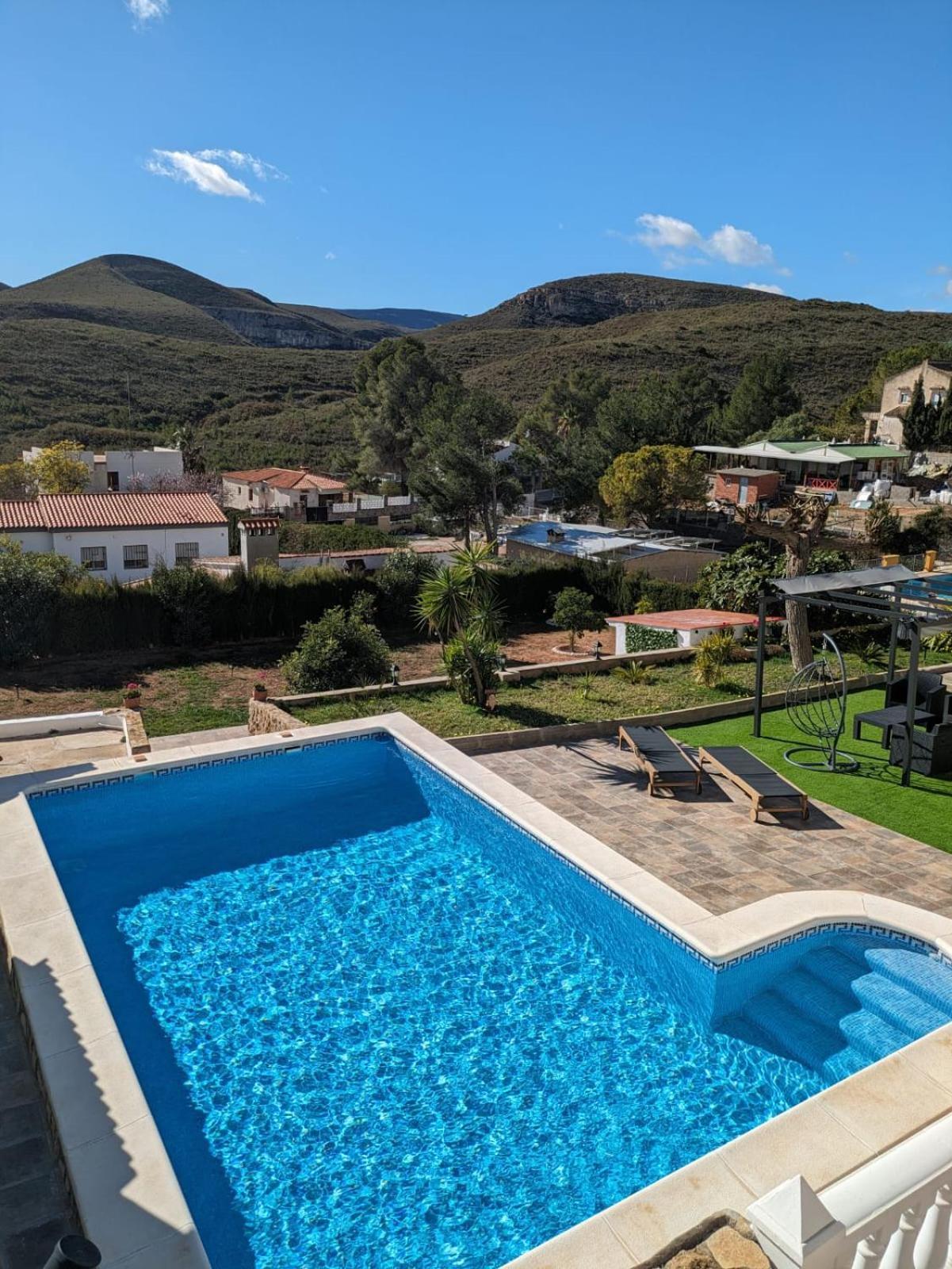 Villa Buen Estar, Piscina, Barbacoa, Jacuzzi En Valencia Turís Exterior foto